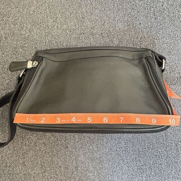 Fossil Shoulder Bag Black 75082 Pebble Soft Leather Organizer Classic Minimalist - Picture 12 of 16